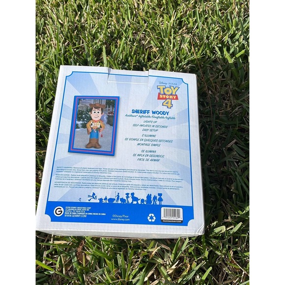 Christmas Disney 3.5 ft Toy Story 4 Sheriff Woody Airblown Inflatable NIB - Picture 3 of 4